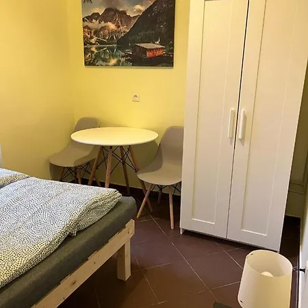 Batorego Lovely Rooms-2